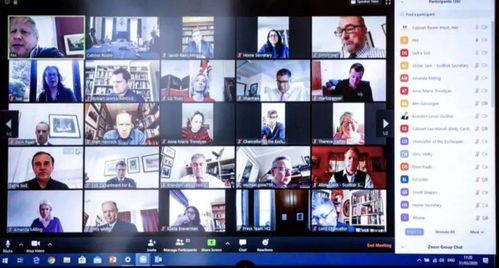 走在路上的视频素材爆料,揭秘街头生活点滴  第2张